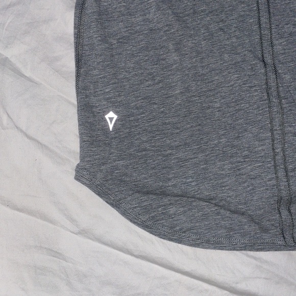 Ivivva tank top - Picture 5 of 6